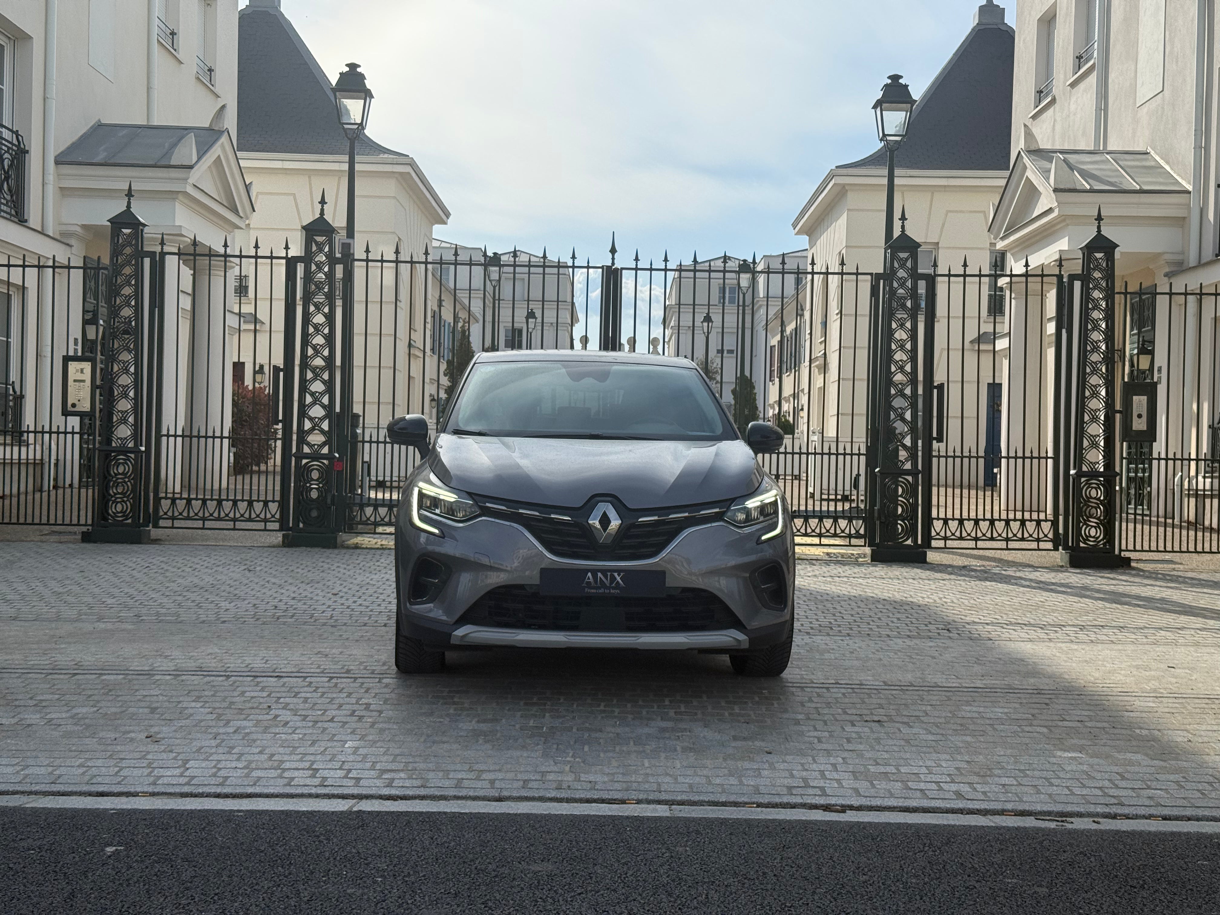 Renault Captur E-TECH