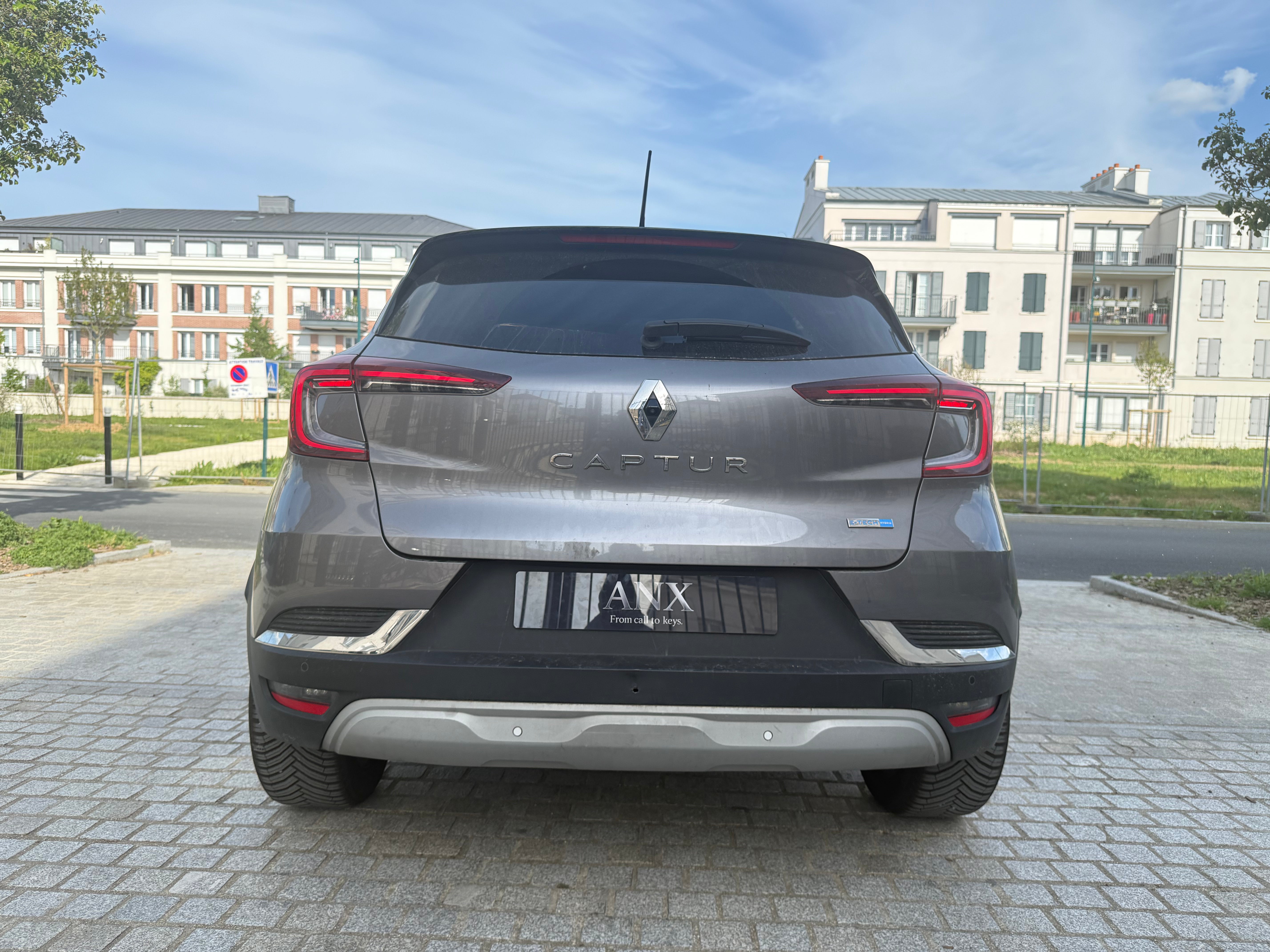 Renault Captur E-TECH